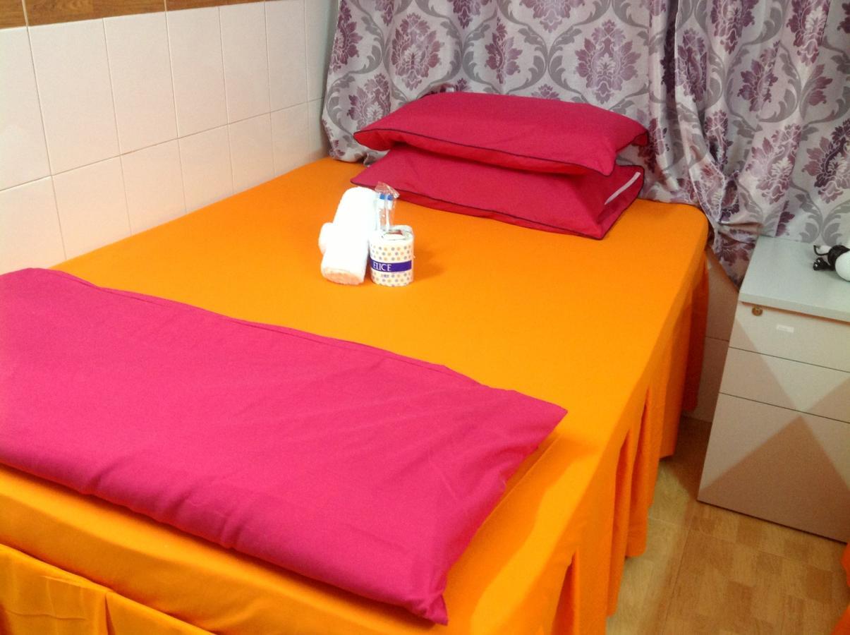 Golden Guest House Kaulung Kültér fotó